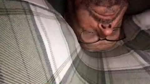 challe online show from April 19, 2:00 am