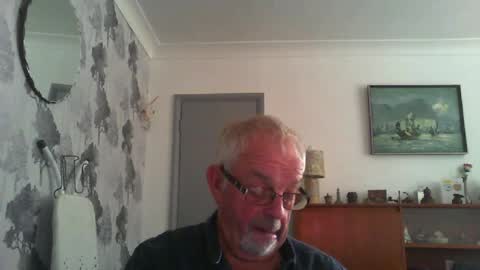 Champers online show from July 7, 9:35 am
