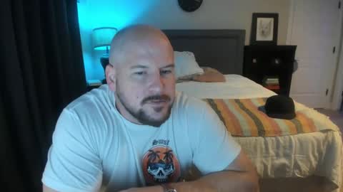Snapshot of chance69cruise chatting on December 3, 5:19 am Chance Cruise online show from December 3, 5:19 am