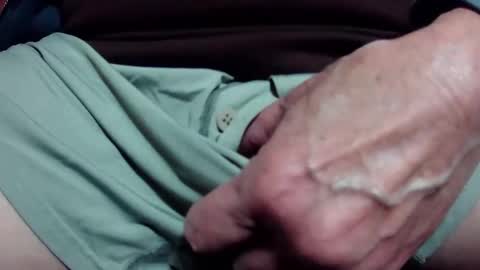 Chuck online show from November 28, 6:32 pm