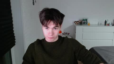 charleshanson69 online show from November 16, 1:57 pm