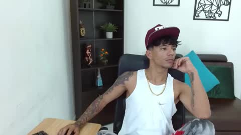 Charlie oconnor online show from January 17, 3:12 am