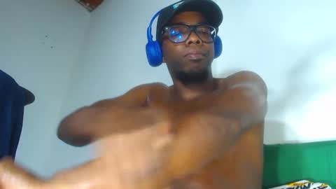 charly_vergonti_ online show from September 17, 10:38 am