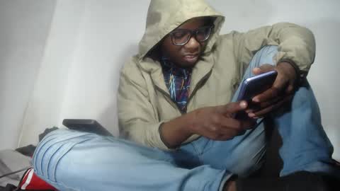 charly_vergonti_ online show from November 23, 11:49 pm