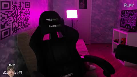 lynxy online show from December 3, 12:38 am