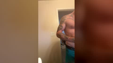 Chase2Attract online show from April 18, 8:09 pm