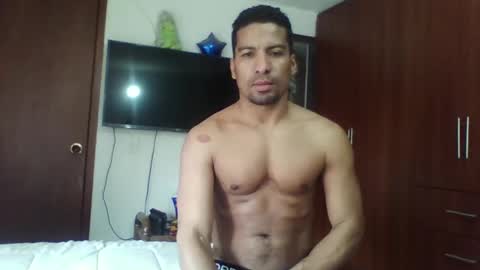 checar14 online show from November 10, 4:45 pm