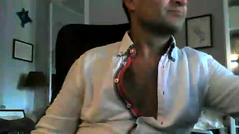 Snapshot of cheekycharm chatting on October 24, 6:37 am cheekycharm online show from October 24, 6:37 am