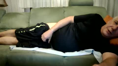 Snapshot of cheesy4444 chatting on September 8, 7:46 pm Tom online show from September 8, 7:46 pm