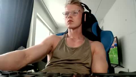 chestbrahhhhhh online show from June 29, 5:02 pm