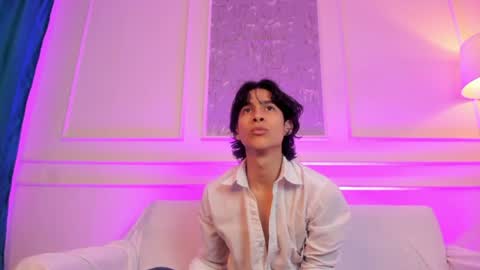 Cheys online show from June 8, 7:48 pm