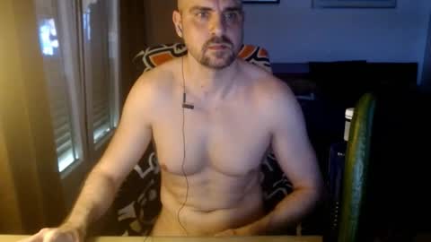 chicocam1983 online show from May 4, 4:09 pm