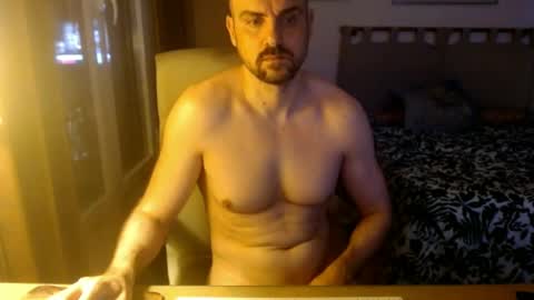 Snapshot of chicocam1983 chatting on January 6, 5:38 pm chicocam1983 online show from January 6, 5:38 pm