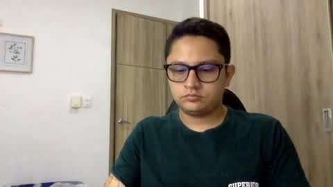 Es un misterio online show from July 5, 2:59 am