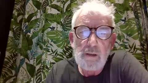 chris1404 online show from May 4, 7:59 pm