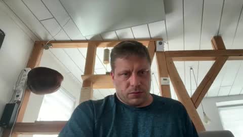 Chris online show from April 23, 10:09 am