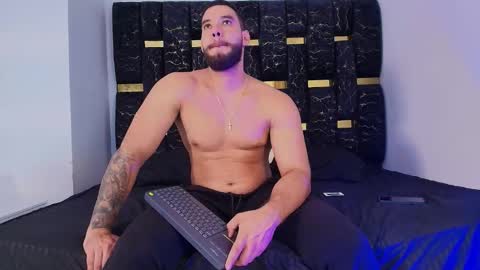 Chris B online show from November 21, 6:51 pm