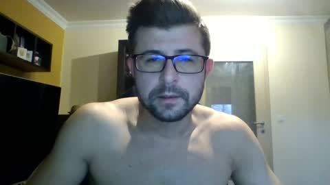 chris_cum4u online show from December 8, 10:08 am