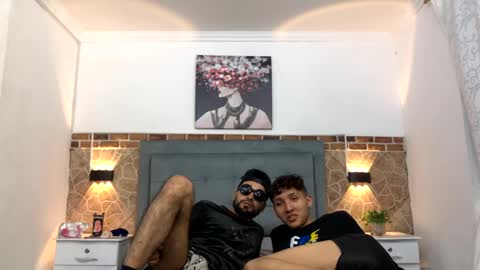 chris_kizz online show from December 13, 4:43 am