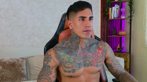 chris reilly online show from November 18, 2:10 pm