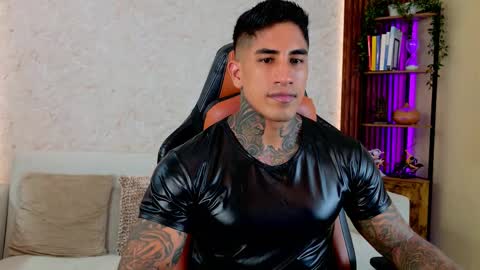 chris reilly online show from March 1, 11:15 pm