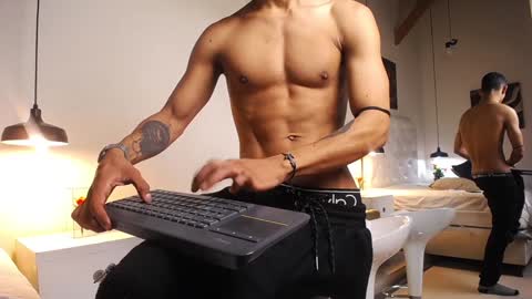 Chris Weell online show from January 10, 8:37 pm