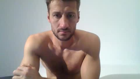 chrisaron online show from November 4, 3:29 am