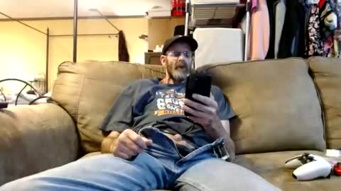 Snapshot of chrisintn chatting on October 16, 11:35 pm chrisintn online show from October 16, 11:35 pm