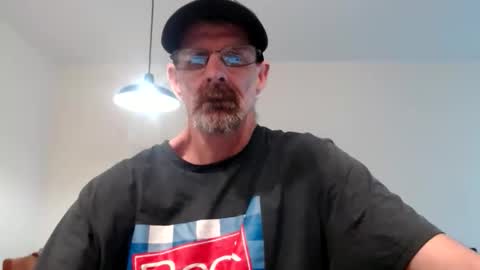 chrisintn online show from May 21, 4:33 pm