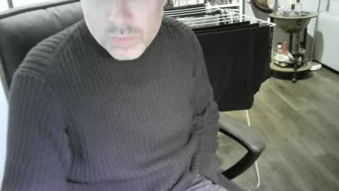 chrisprngr online show from April 1, 7:33 pm