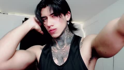 Snapshot of chriss_opp chatting on February 23, 12:21 pm CHRIS  INDEPENT MODEL online show from February 23, 12:21 pm