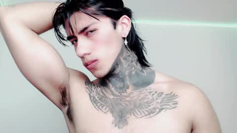 Snapshot of chriss_opp chatting on March 9, 6:11 pm CHRIS  INDEPENT MODEL online show from March 9, 6:11 pm