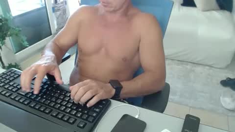 Michael USA online show from April 23, 4:42 pm