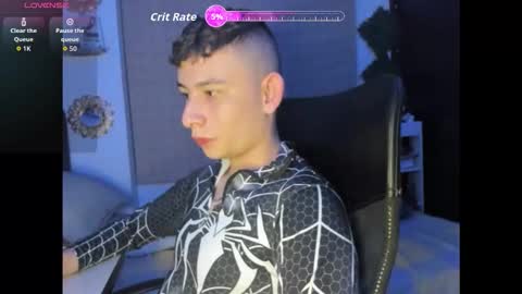 Snapshot of christmiller_1 chatting on November 2, 4:17 am christmiller_1 online show from November 2, 4:17 am