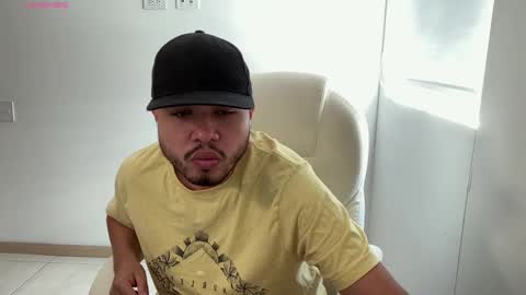 Snapshot of christopherdav chatting on January 17, 6:36 pm Chris online show from January 17, 6:36 pm