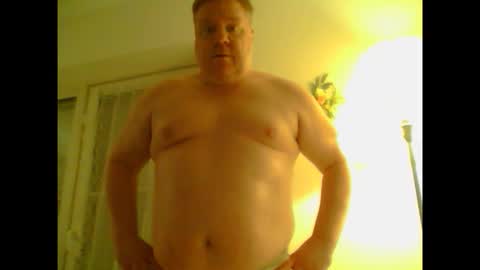 chubby_david online show from February 18, 11:24 pm