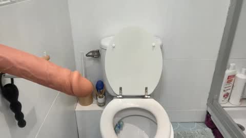 Snapshot of chusterplace1 chatting on January 17, 6:47 pm Chuster online show from January 17, 6:47 pm