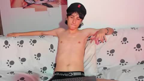 cirosky_elchicopolla online show from February 13, 5:46 am