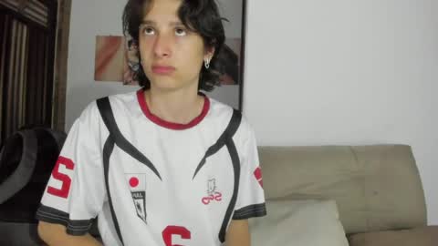 cirosky_elchicopolla online show from March 29, 3:28 am