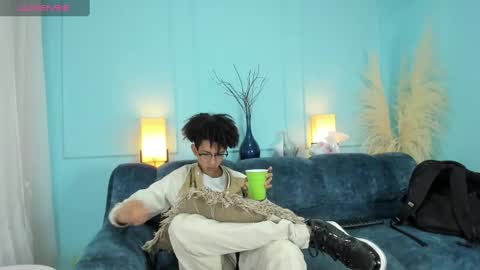 Cj Bocanegra online show from February 1, 12:26 pm