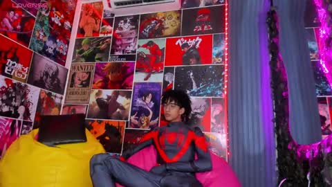 Cj Bocanegra online show from December 18, 2:28 pm