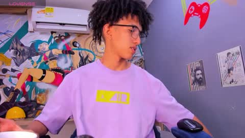 Cj Bocanegra online show from February 28, 12:09 pm