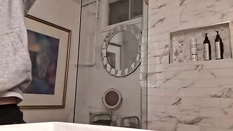 clayton_clay online show from November 17, 10:18 am