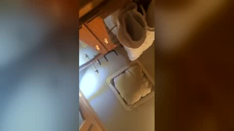 clctlc40 online show from June 13, 8:23 am