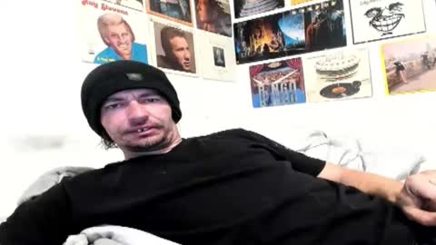 cloudyystarr666 online show from November 11, 9:58 am