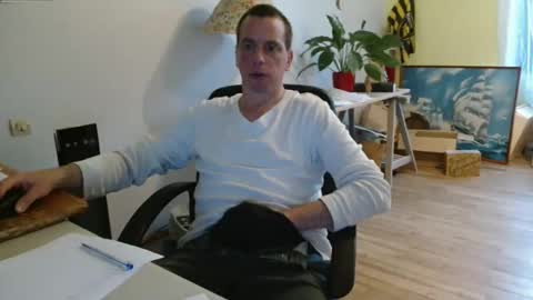 Snapshot of clouplefun chatting on September 29, 6:01 am clouplefun online show from September 29, 6:01 am