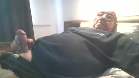 cock9635 online show from February 18, 11:30 am