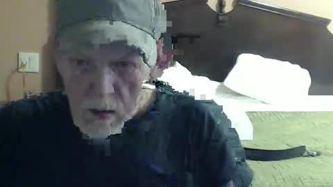 cockreadynow4u online show from December 20, 6:09 am