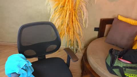 ColeThunder online show from January 4, 7:34 pm