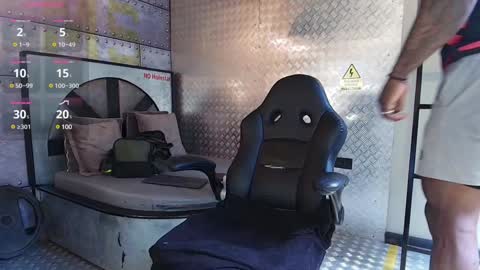 ColeThunder online show from January 9, 7:29 pm